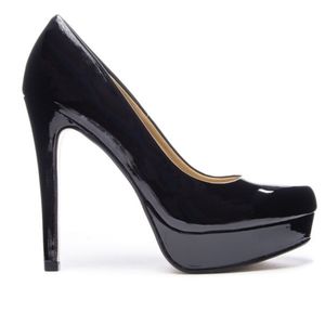 Women shoes black pump